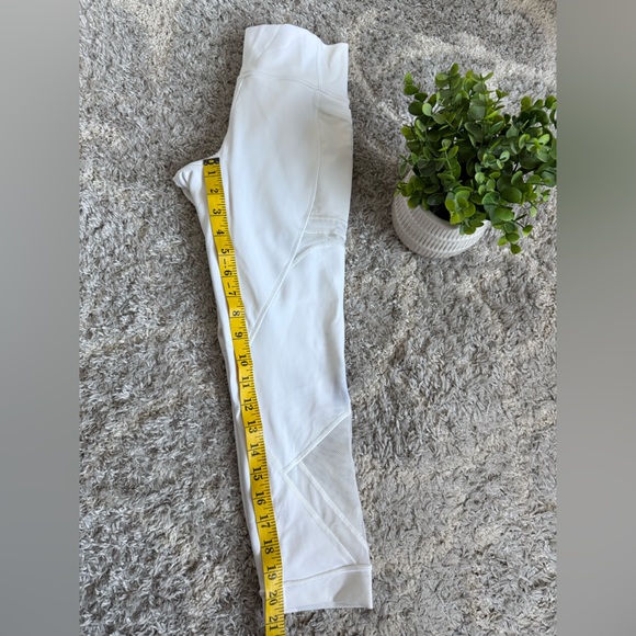 Lululemon Mesh Crop Leggings - Picture 10 of 11